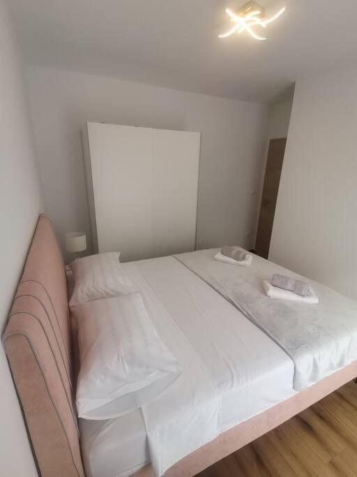 Apartment S Bibinje Luaran gambar