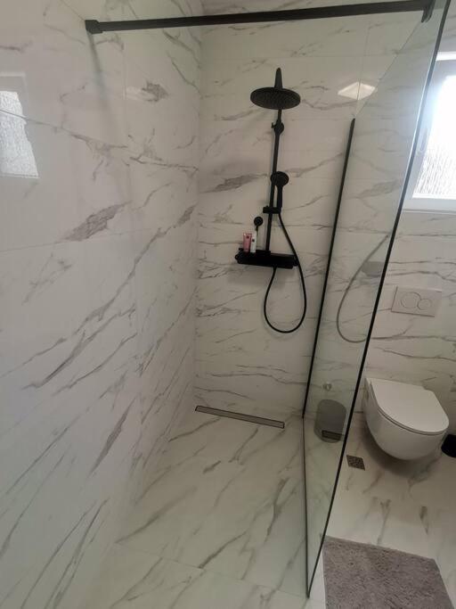 Apartment S Bibinje Luaran gambar