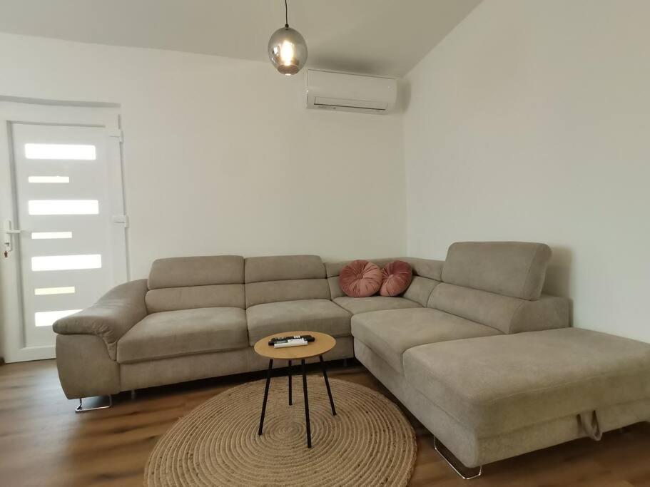 Apartment S Bibinje Luaran gambar