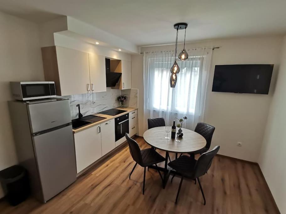 Apartment S Bibinje Luaran gambar